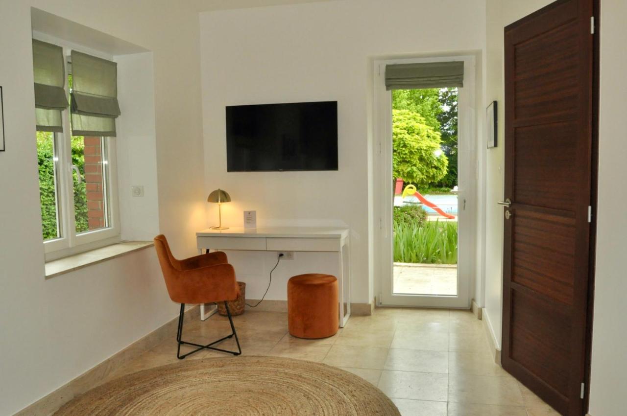 Le Jardin De Fresnes Bed & Breakfast Exterior photo