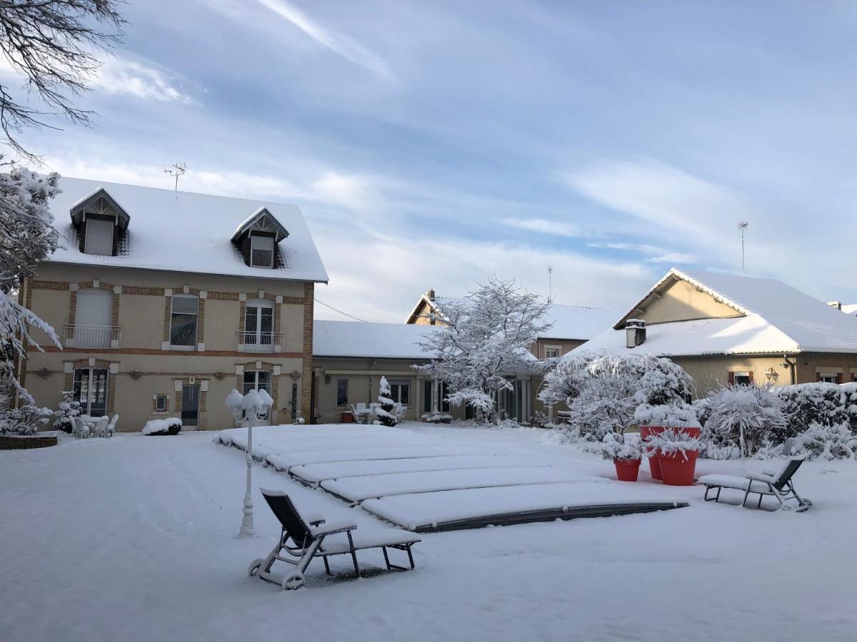 Le Jardin De Fresnes Bed & Breakfast Exterior photo